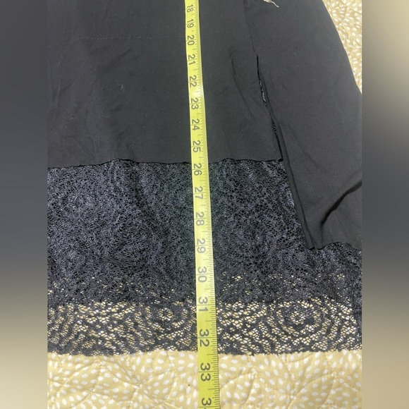 POL High Collar Embroidered Floral Sleeveless Top Size Small - Picture 10 of 13